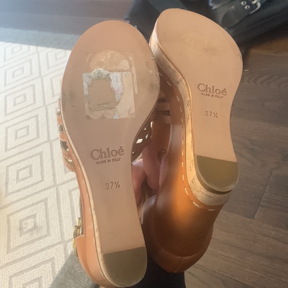 100% authentic Chloe wedges 37.5 fits like a 37 - Picture 5 of 10